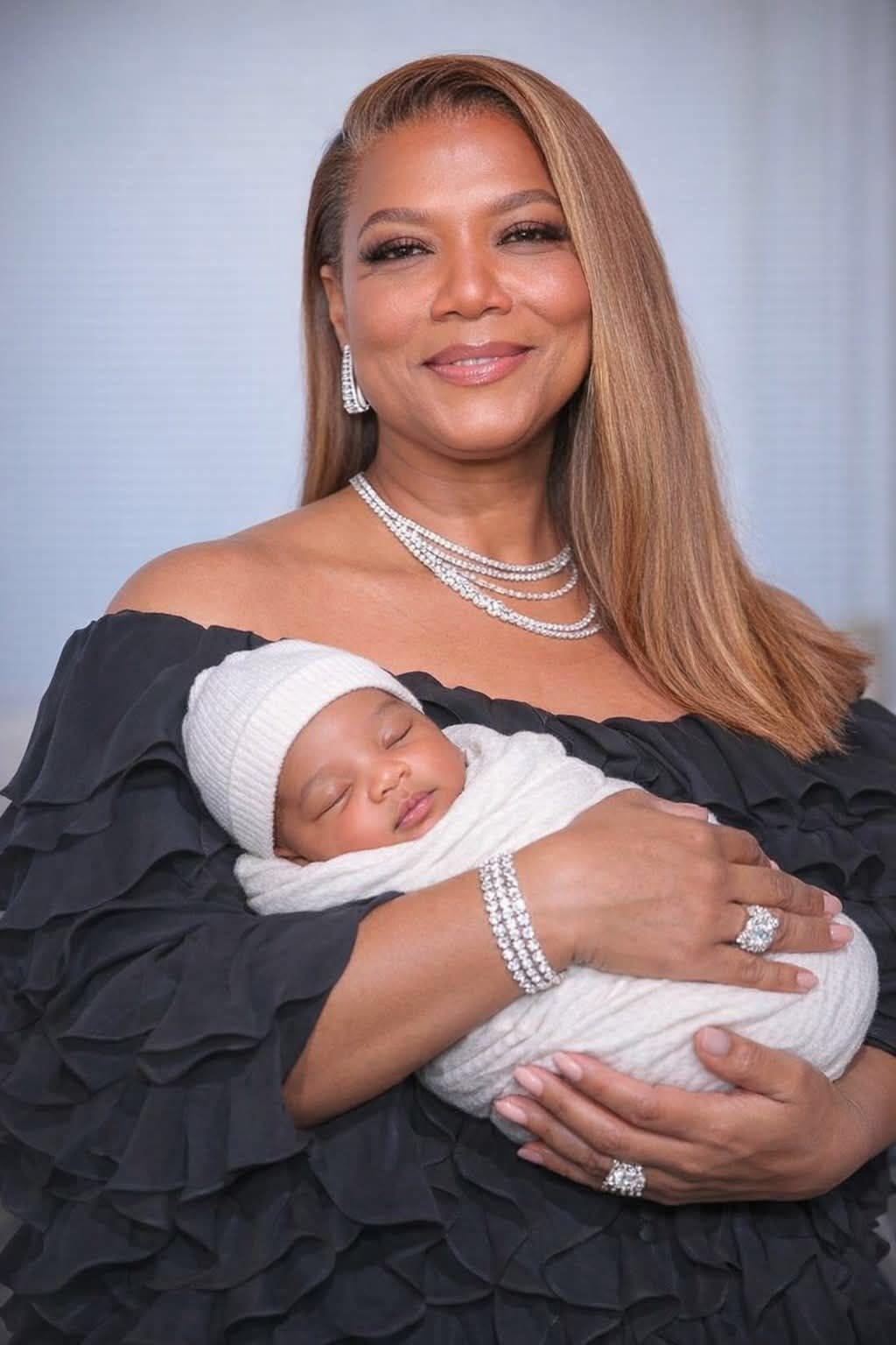 A Royal Surprise: Queen Latifah’s Baby Announcement That Broke the Internet