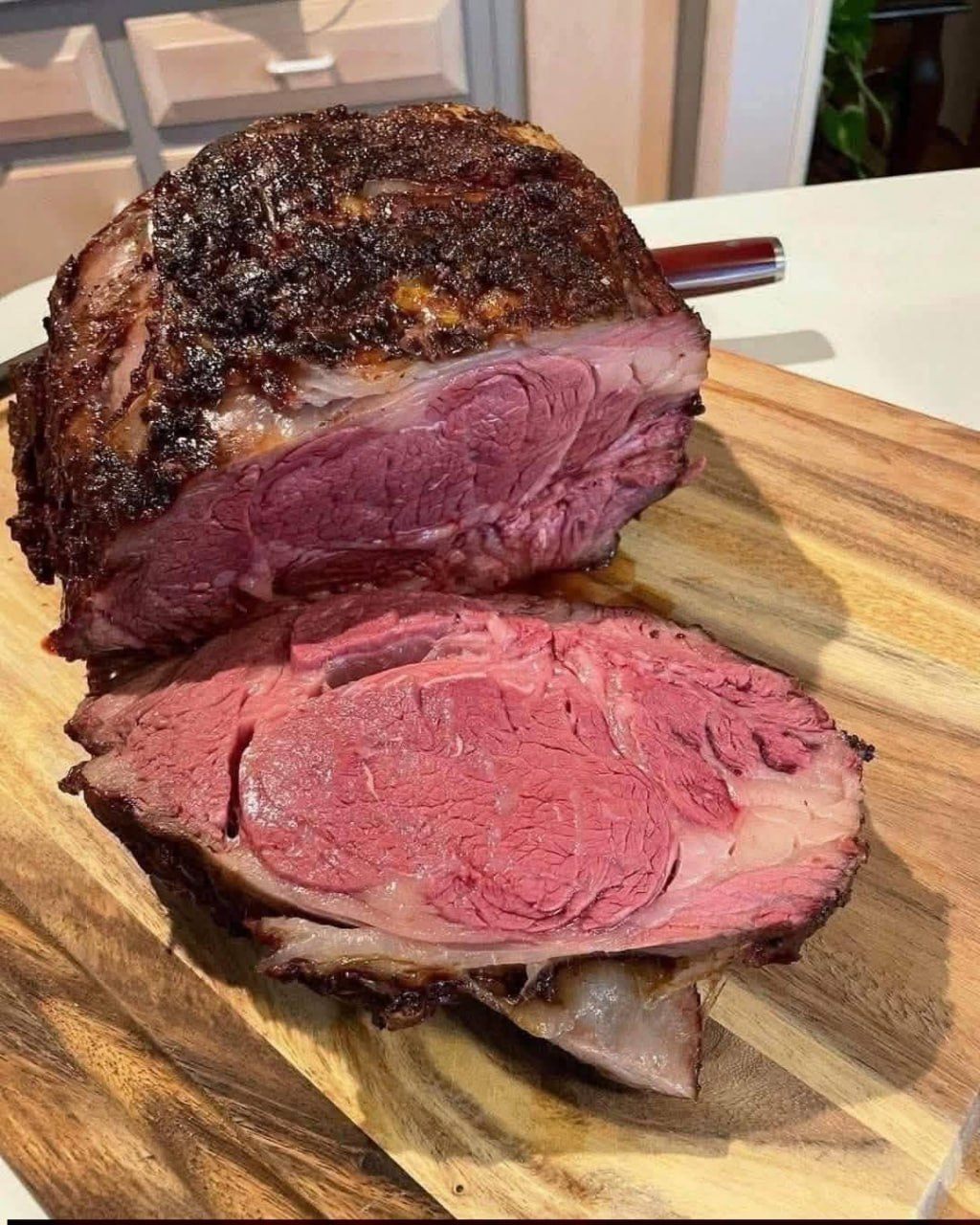Mastering Prime Rib: From Butcher’s Cut to Table Glory